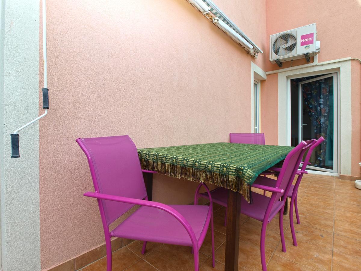 Apartments Davor 1676 バニョレ エクステリア 写真